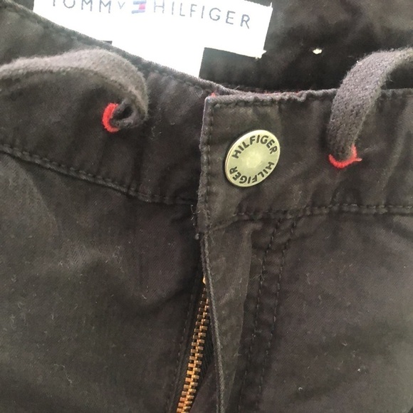 Tommy Hilfiger jeans pants in black with tie strings at bottom & zipper - Picture 10 of 11